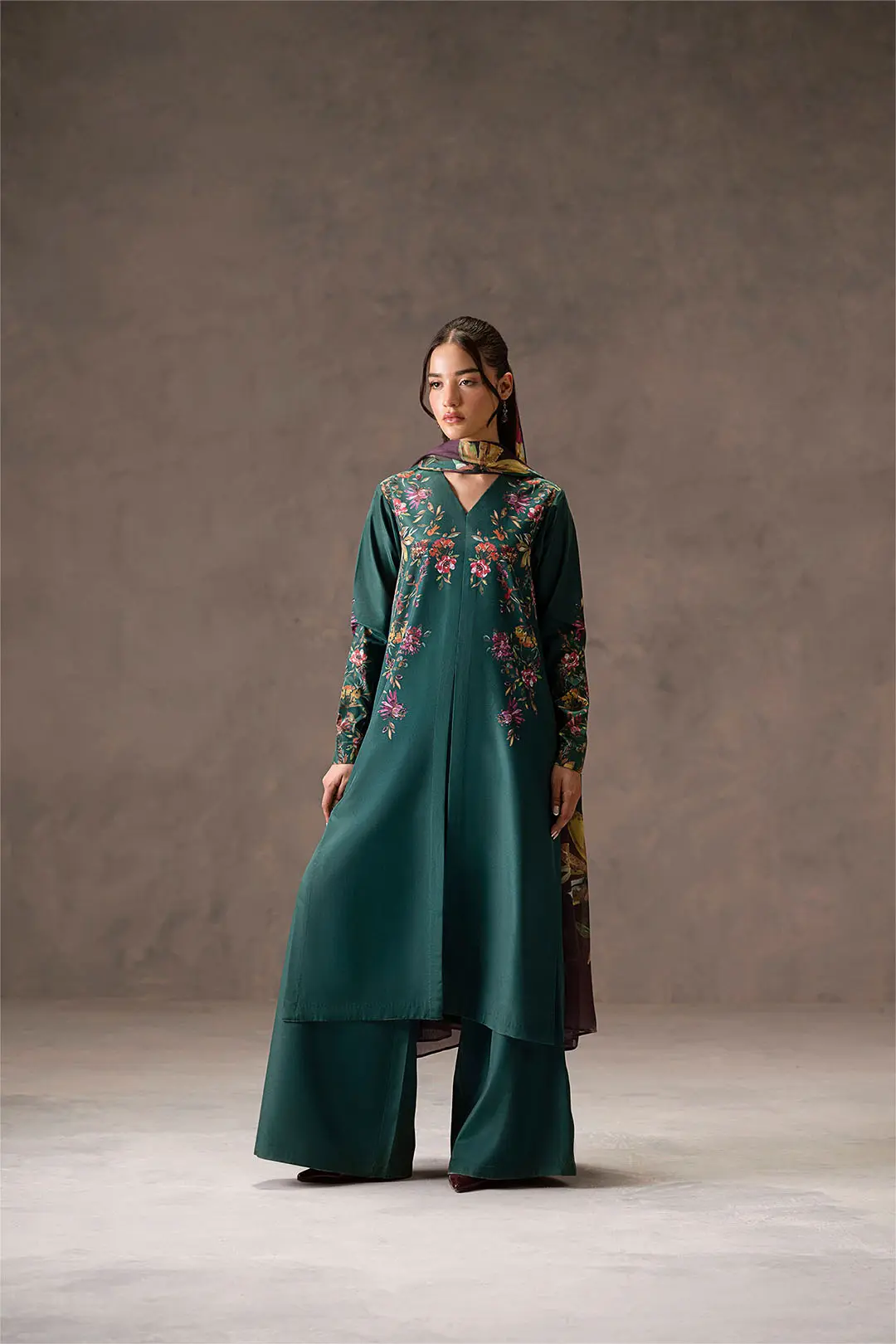 3 piece stitched suit - Emberia