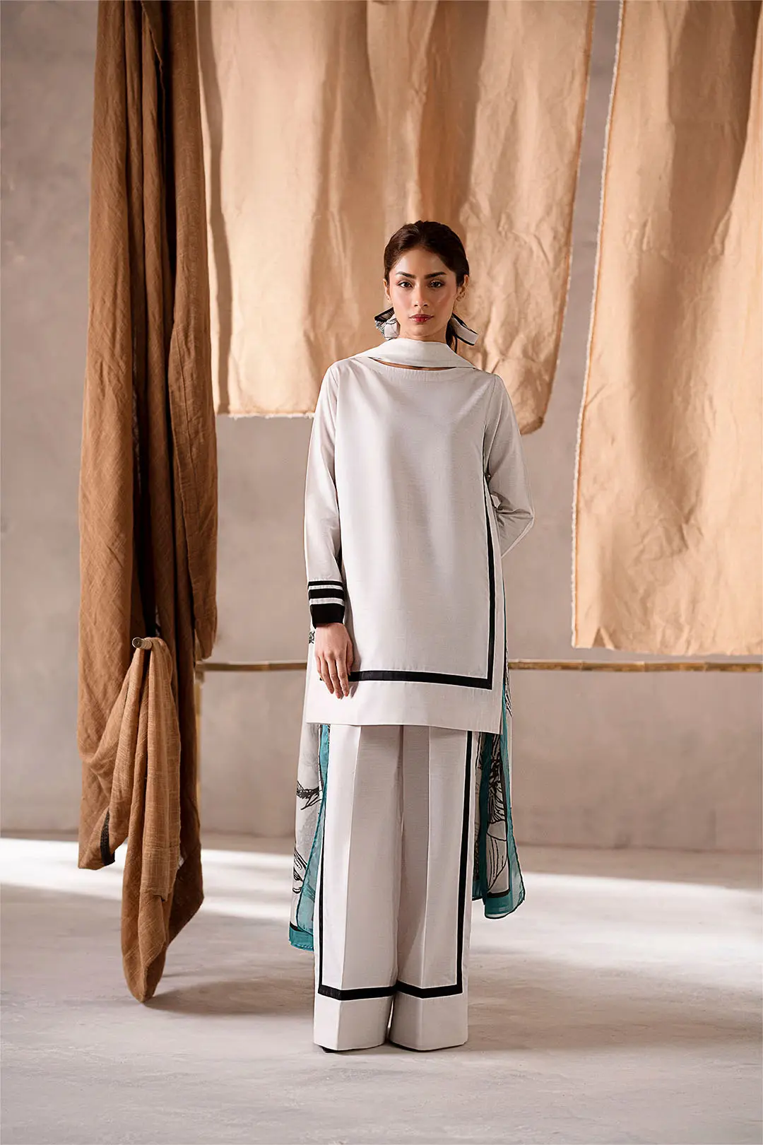 3 piece stitched suit - Fawn