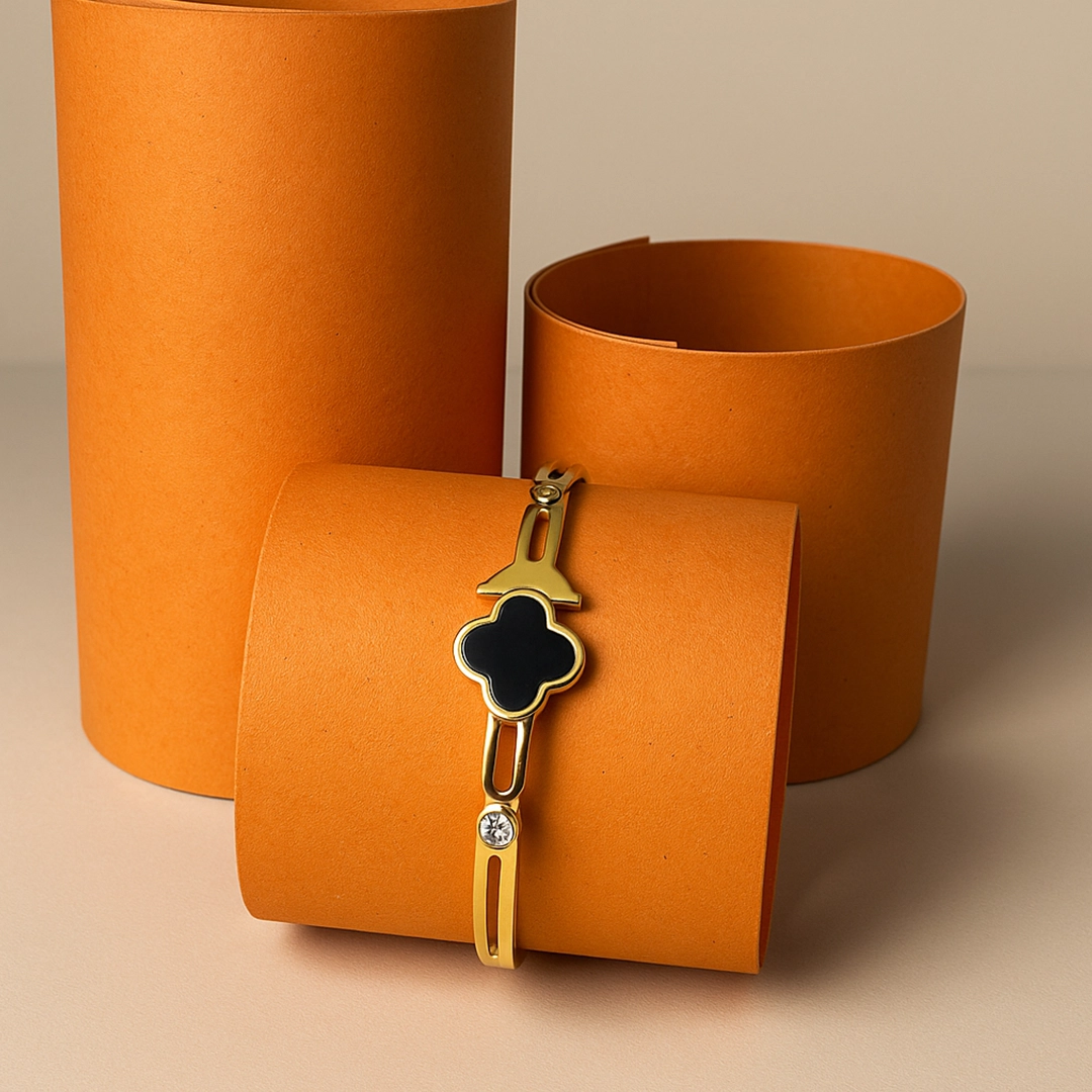 Clover Charm Elegance Bracelet