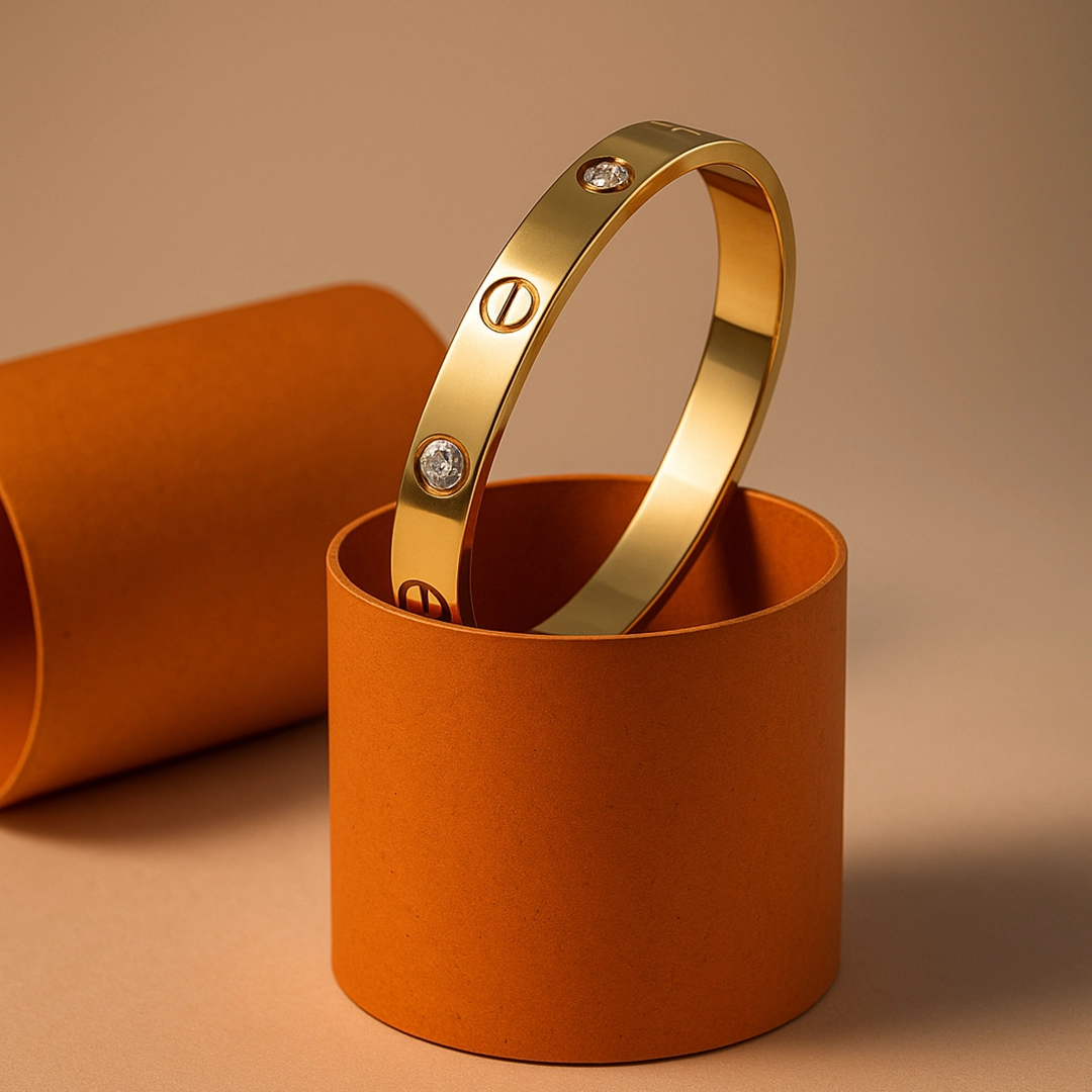 Classic Luxe Gold Bangle