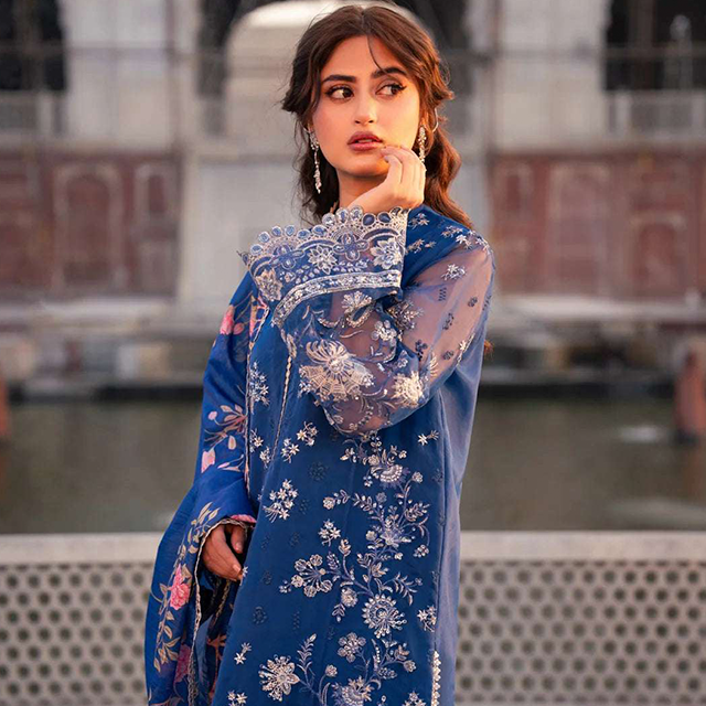 "Royal Blue Embroidered Chiffon Suit – Elegant Evening Wear"