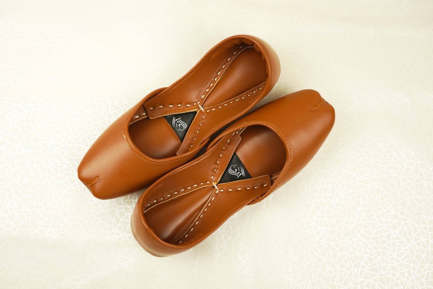 Stylish Brown Leather Khussa