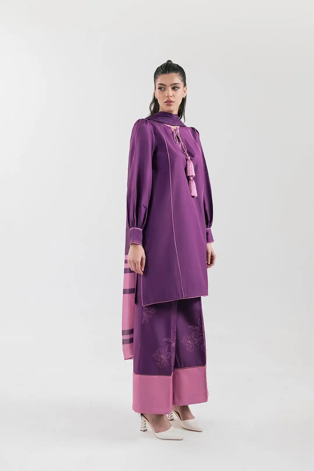 3 piece stitched suit -  Ambria