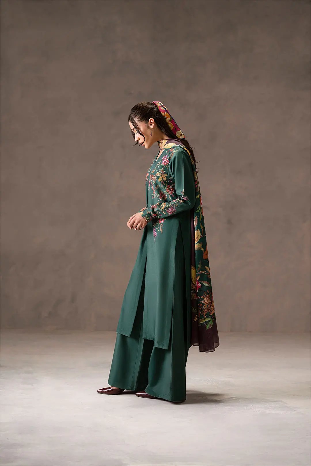 3 piece stitched suit - Emberia