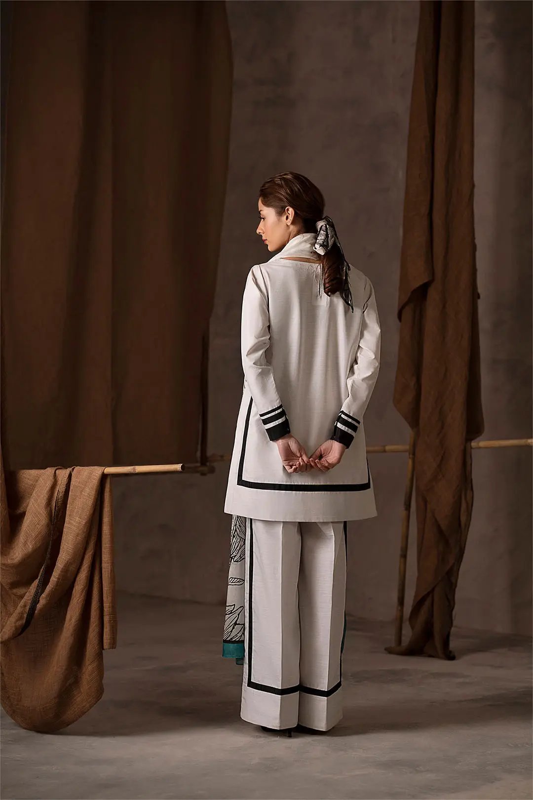 3 piece stitched suit - Fawn