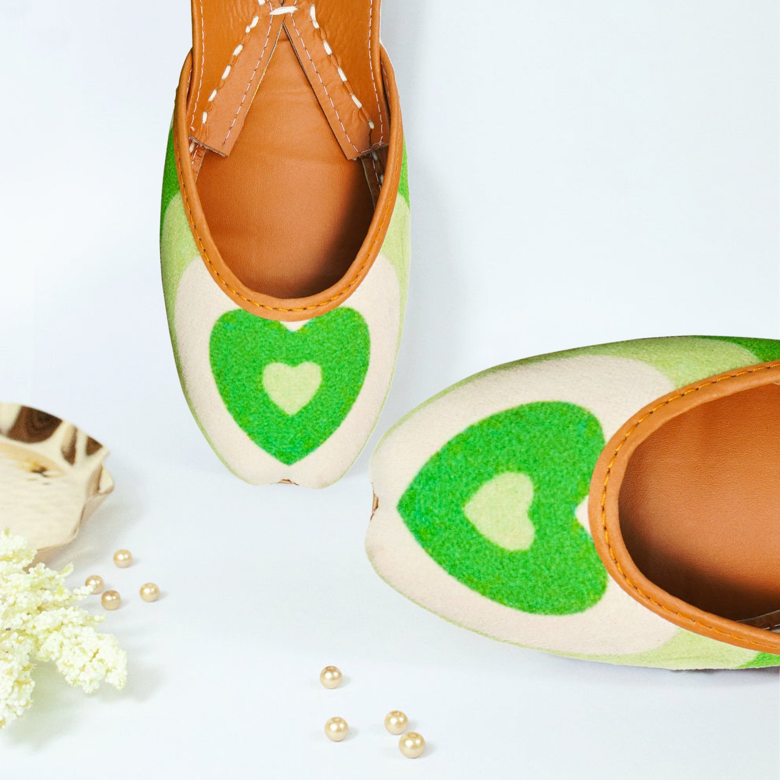 Green Heart Charm Khussa